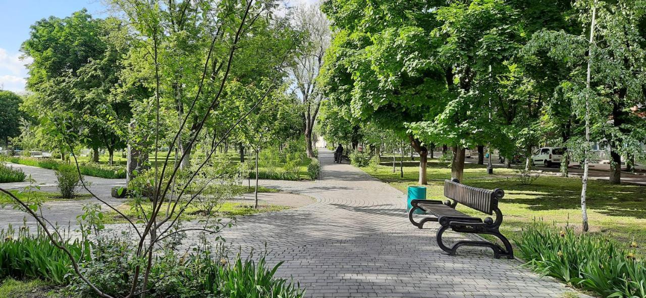 Квартира Біля Центральної Площі Перспективна 22 Oleksandriia Exteriér fotografie
